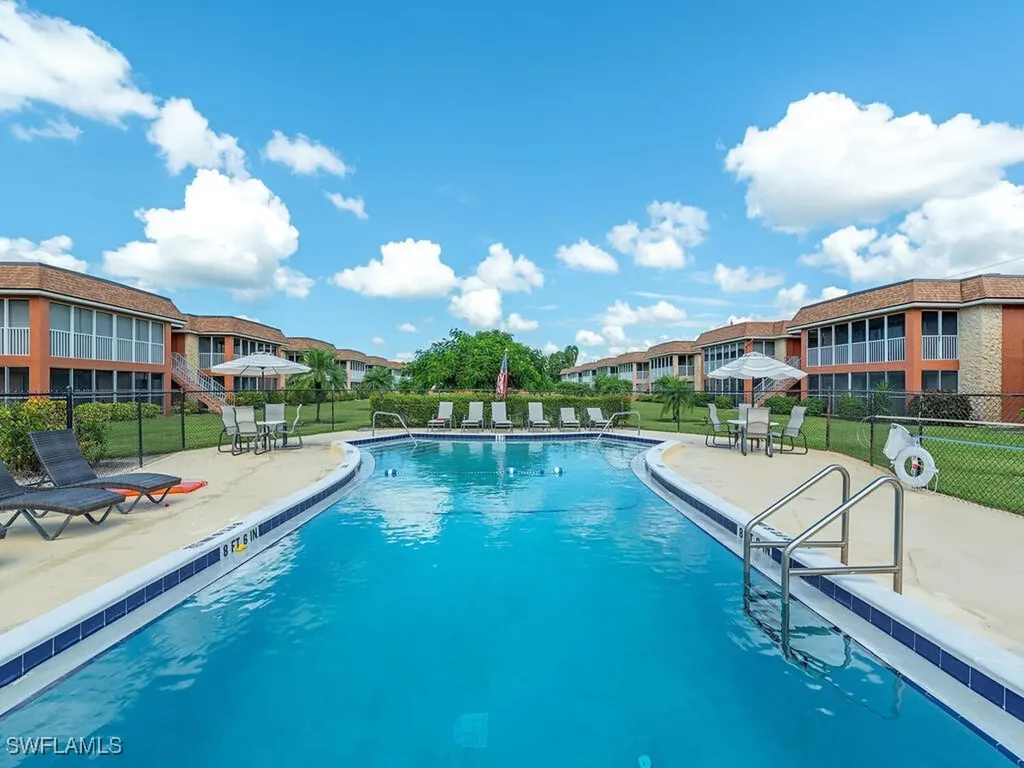 1400 Pompei Lane Naples FL 34103