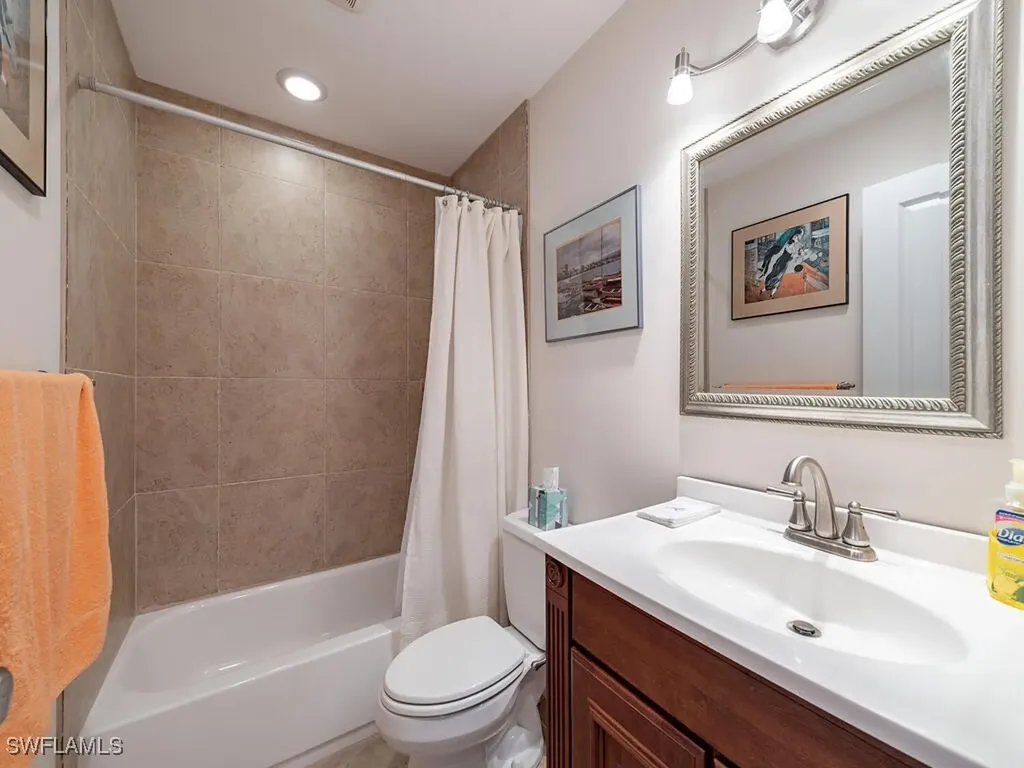 1400 Pompei Lane Naples FL 34103