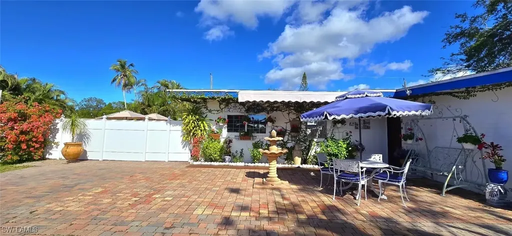 Naples FL 34104