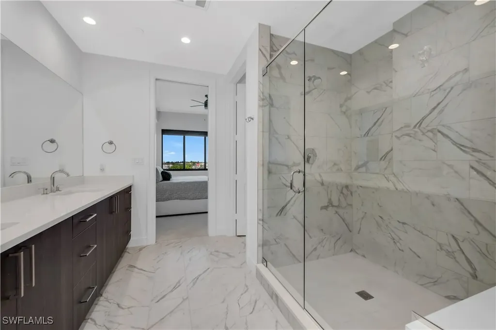 1115 Central Avenue Naples FL 34102