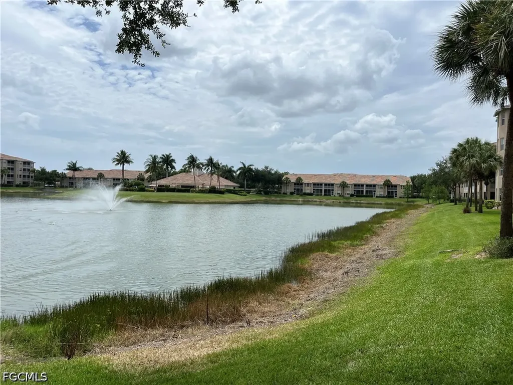 8450 Kingbird Loop Estero FL 33967