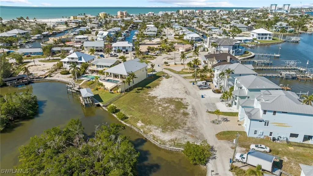 390 Seminole Way Fort Myers Beach FL 33931