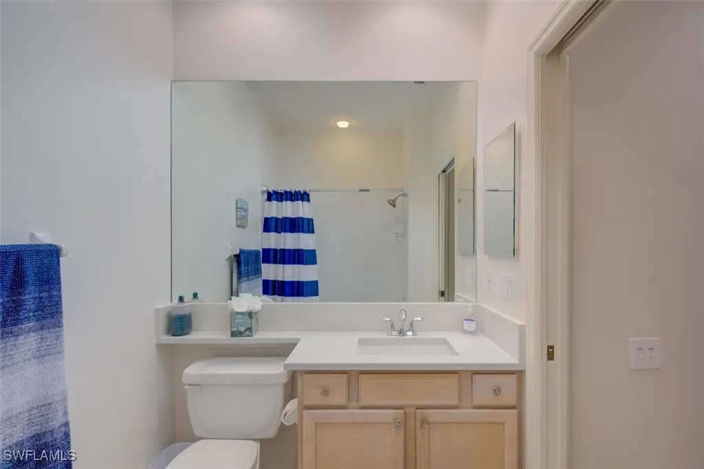 8223 Parkstone Place Naples FL 34120