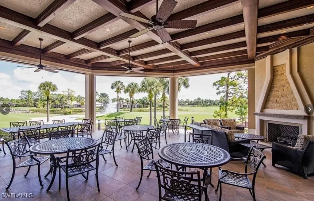 8223 Parkstone Place Naples FL 34120