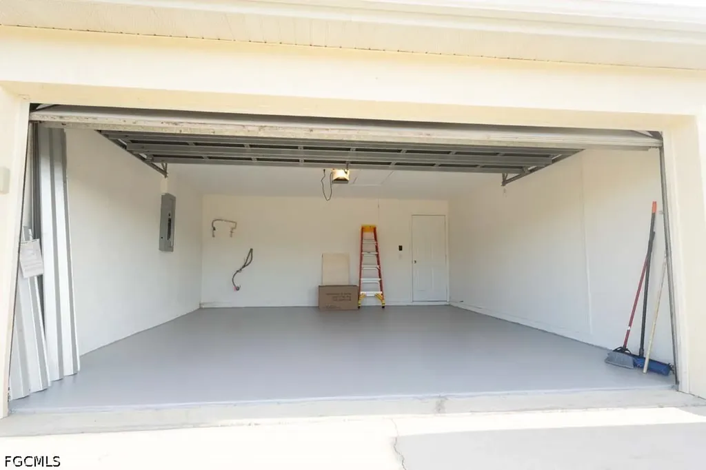 3808 27th Street SW Lehigh Acres FL 33976