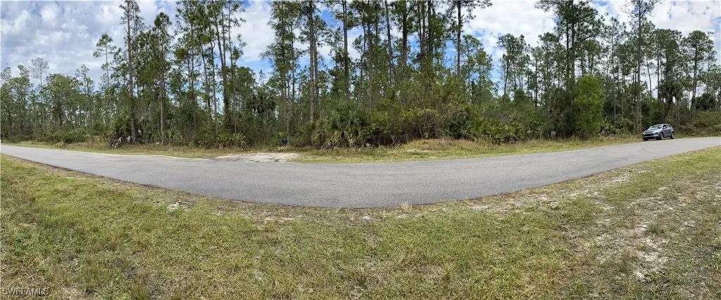 Xxxx 2nd Avenue SE Naples FL 34117