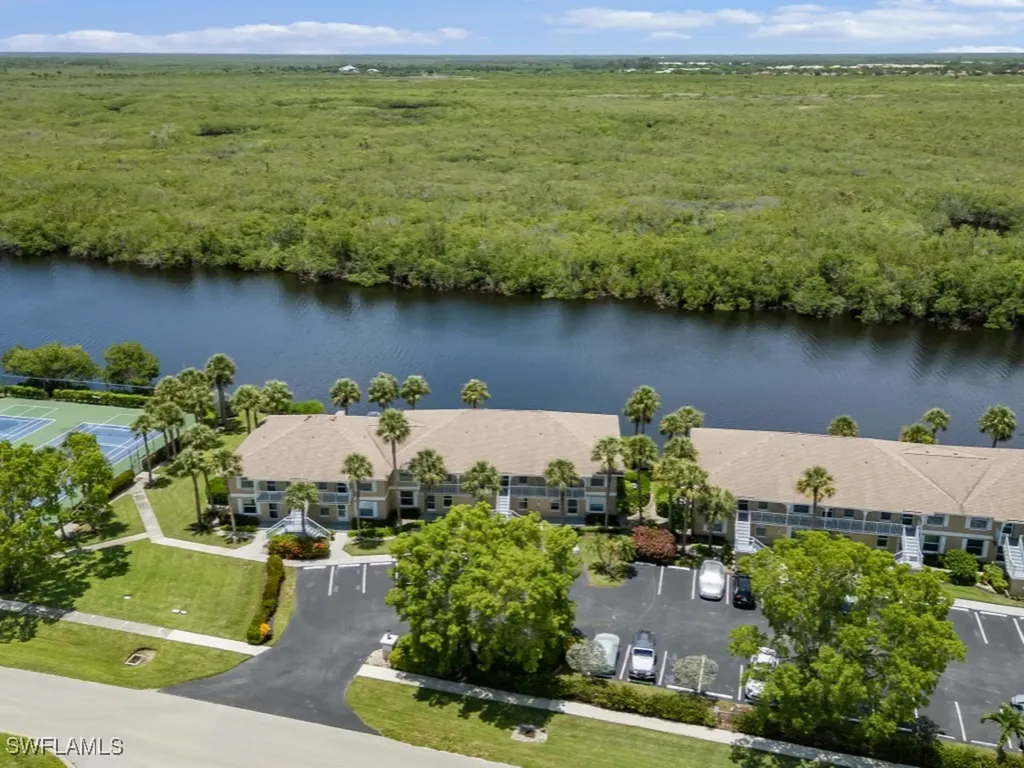 1315 Mainsail Drive Naples FL 34114