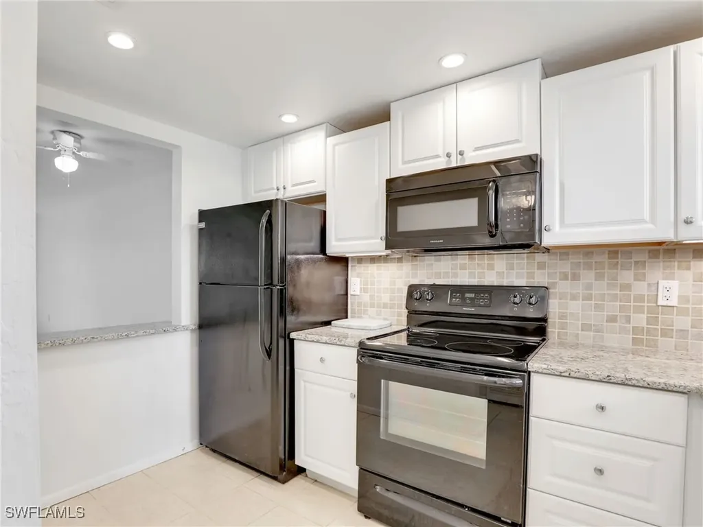 499 Forest Lakes Boulevard Naples FL 34105