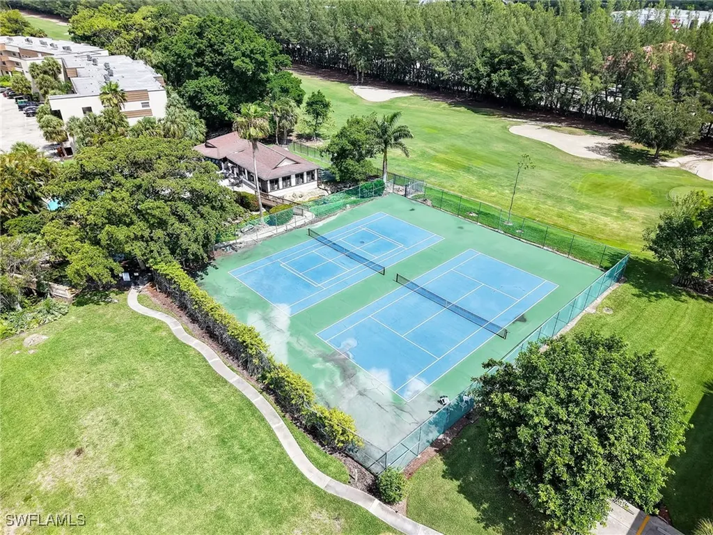 499 Forest Lakes Boulevard Naples FL 34105