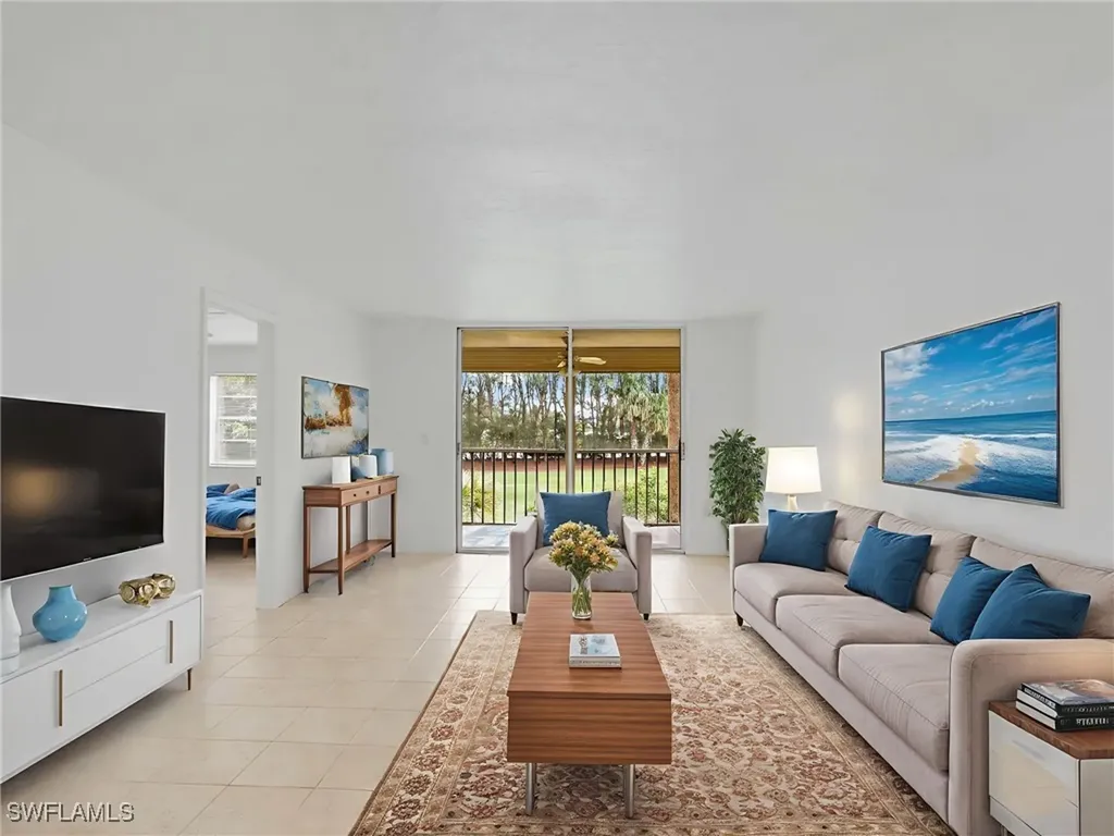 499 Forest Lakes Boulevard Naples FL 34105