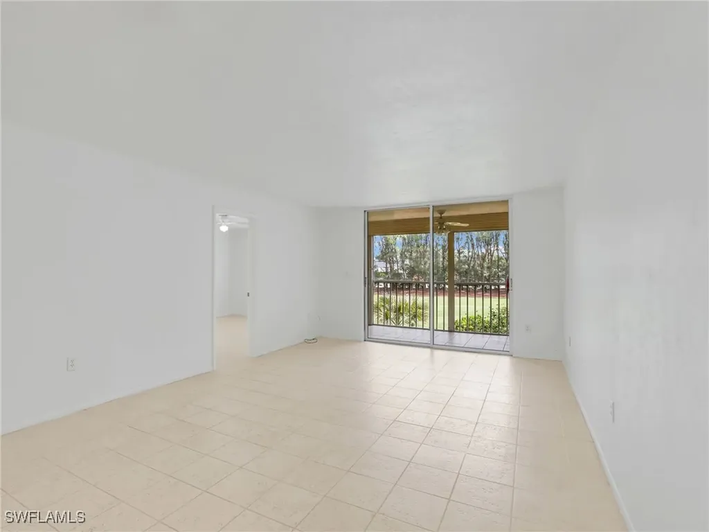 499 Forest Lakes Boulevard Naples FL 34105