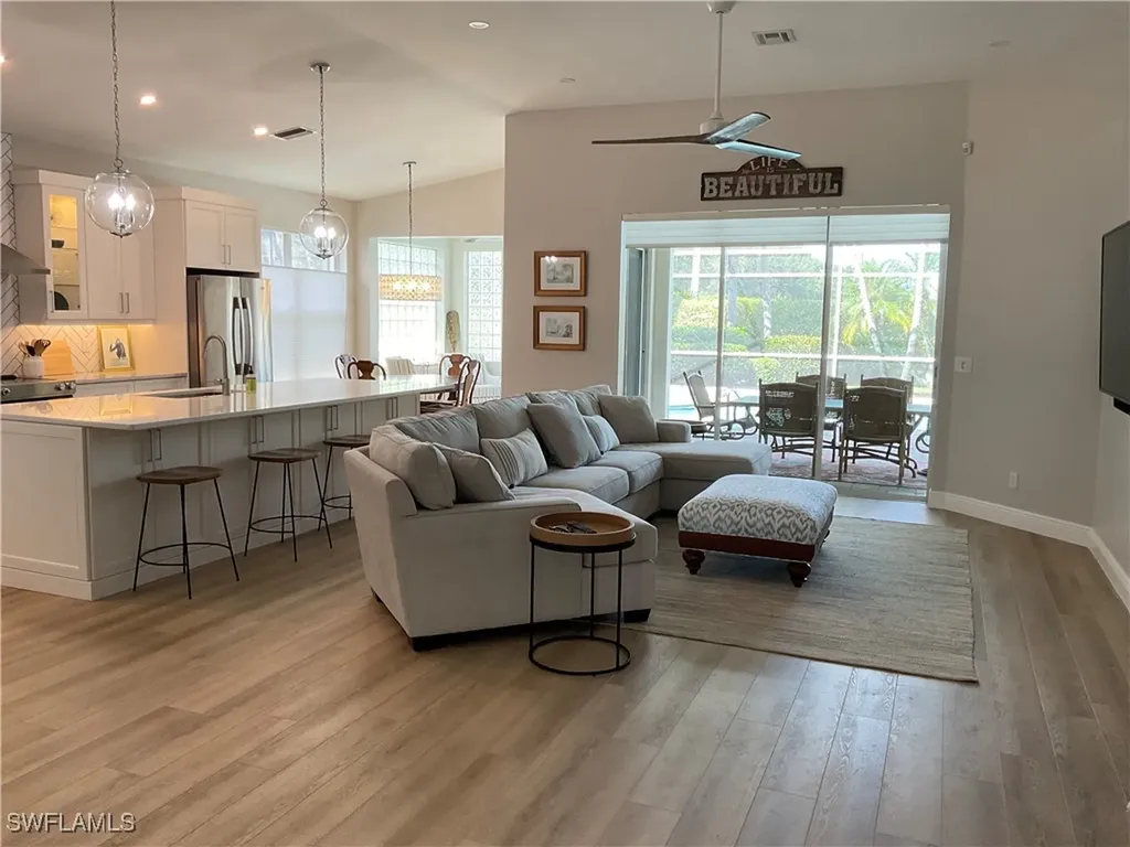 1709 Marsh Run Naples FL 34109-0346