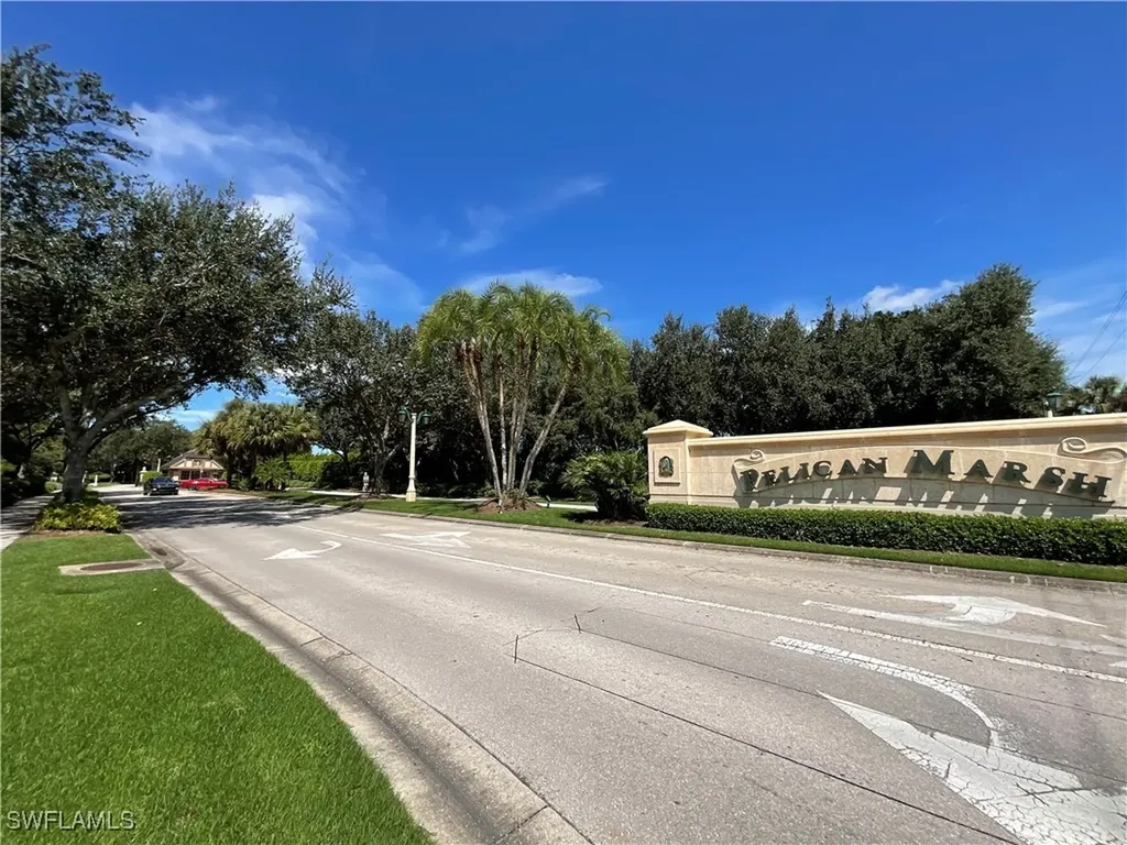 1709 Marsh Run Naples FL 34109-0346