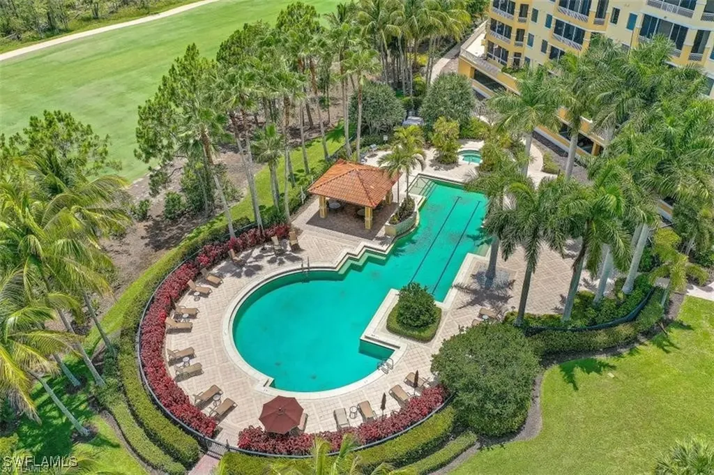 2738 Tiburon Boulevard E Naples FL 34109