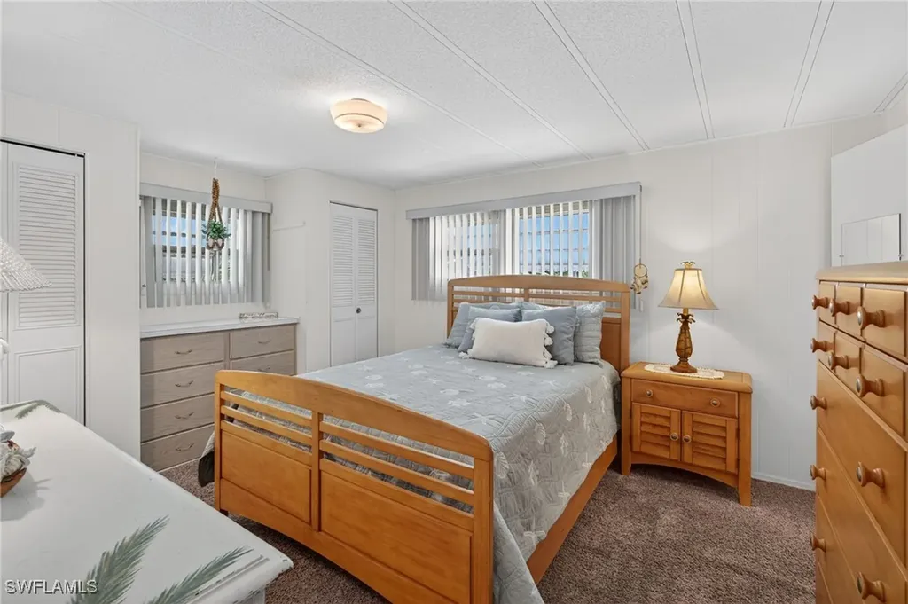 71 Enchanting Boulevard Naples FL 34112