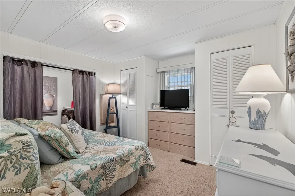 71 Enchanting Boulevard Naples FL 34112