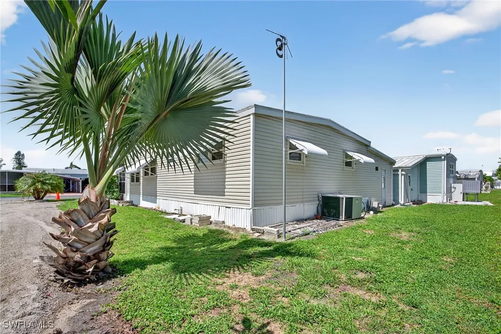 71 Enchanting Boulevard Naples FL 34112