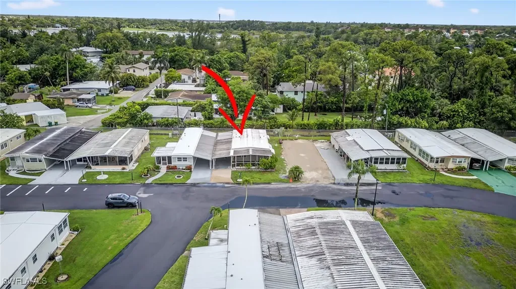 71 Enchanting Boulevard Naples FL 34112