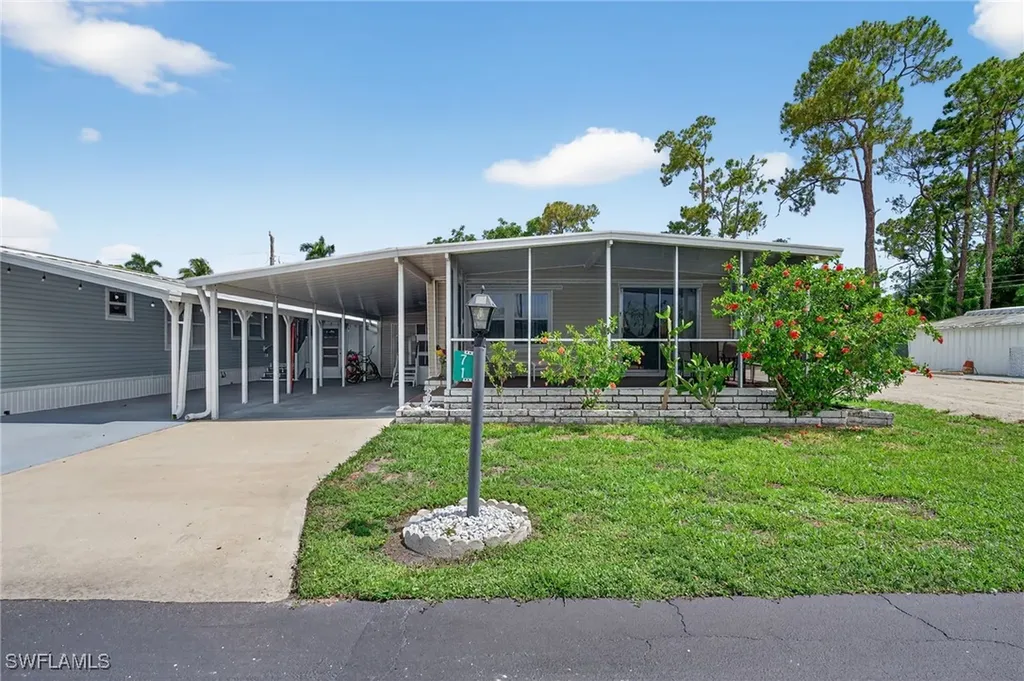 71 Enchanting Boulevard Naples FL 34112