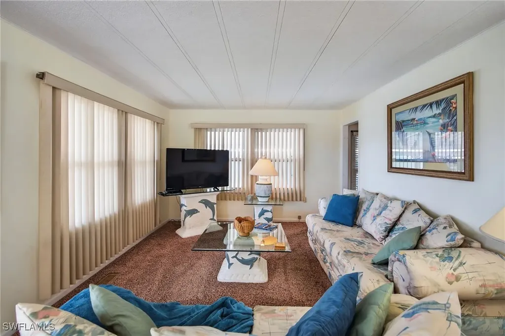 71 Enchanting Boulevard Naples FL 34112