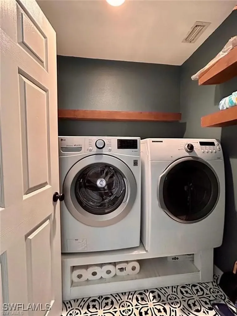 137 Wading Bird Circle Naples FL 34110