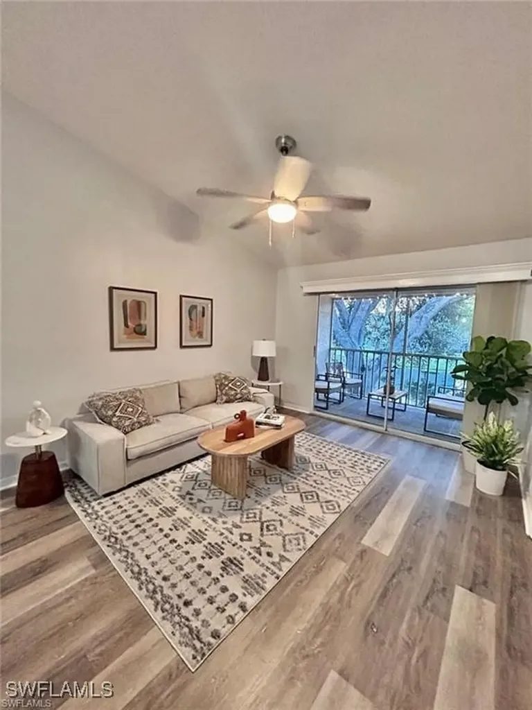 137 Wading Bird Circle Naples FL 34110