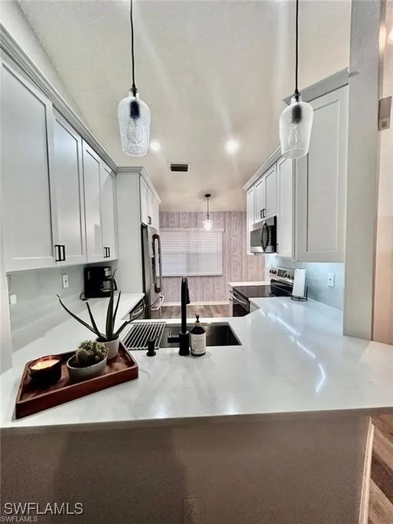 137 Wading Bird Circle Naples FL 34110