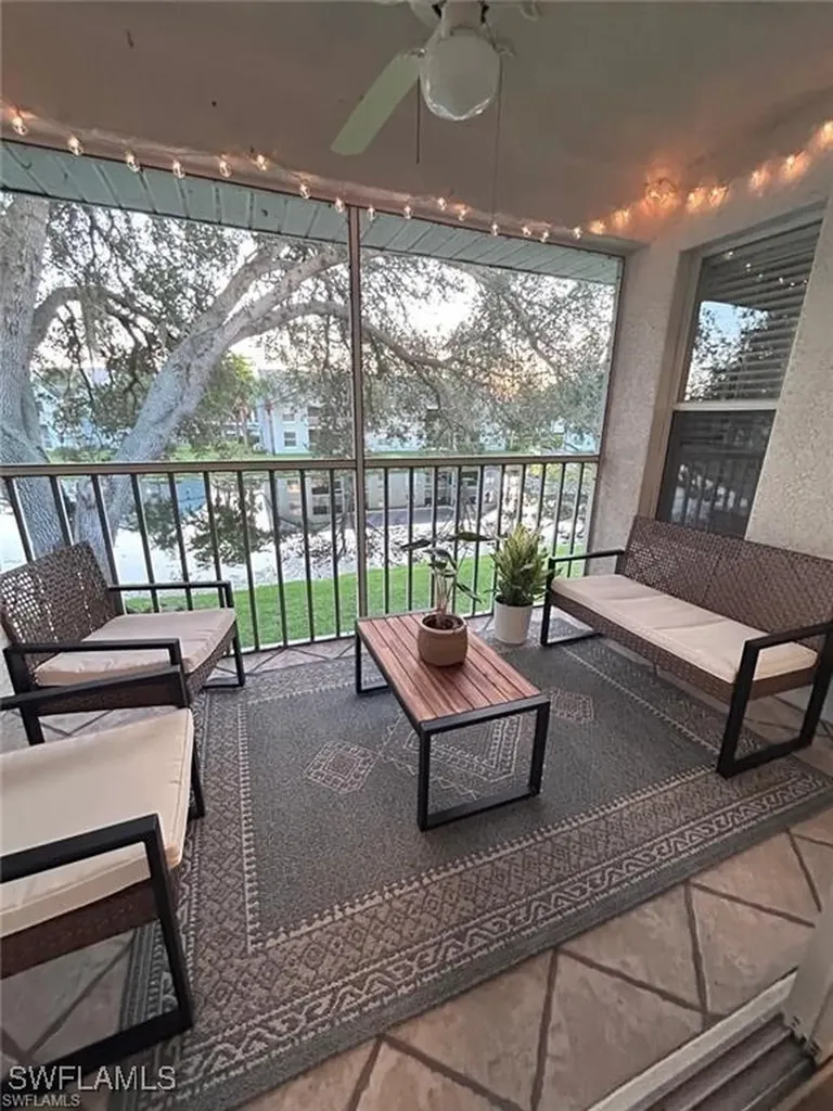 137 Wading Bird Circle Naples FL 34110