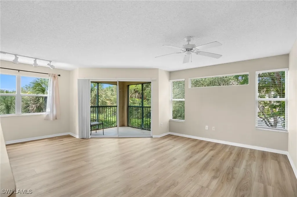 8851 Colonnades Court W Bonita Springs FL 34135