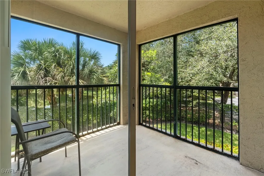 8851 Colonnades Court W Bonita Springs FL 34135
