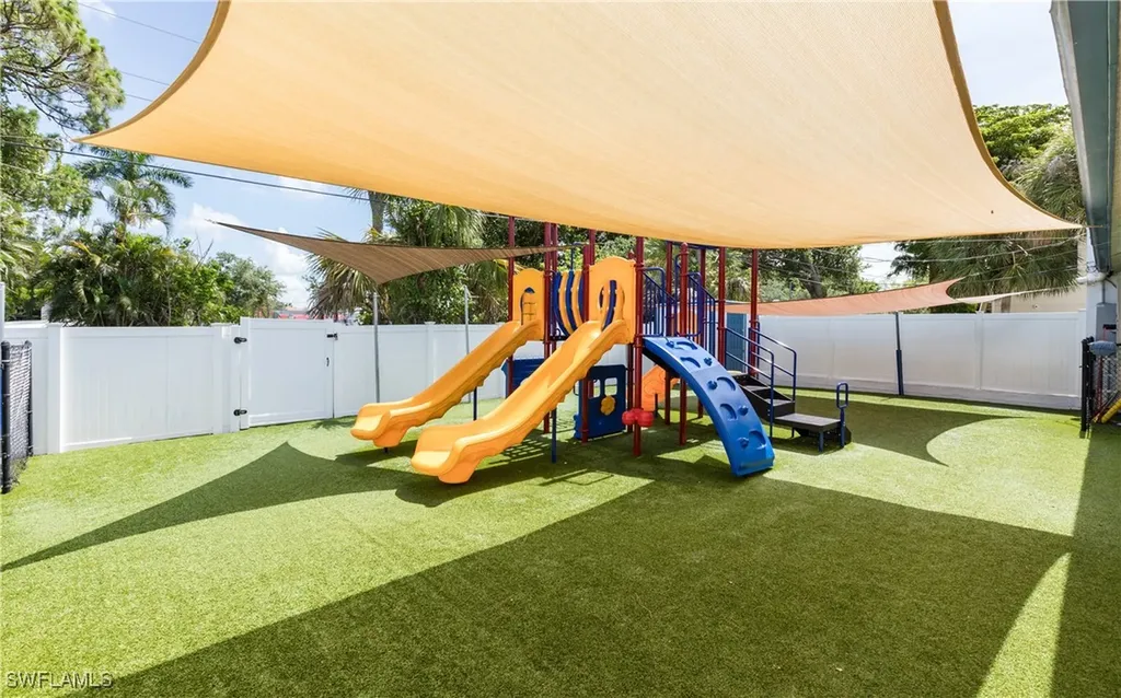 871 100th Avenue N Naples FL 34108