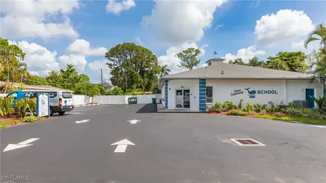 871 100TH Avenue N Naples FL 34108