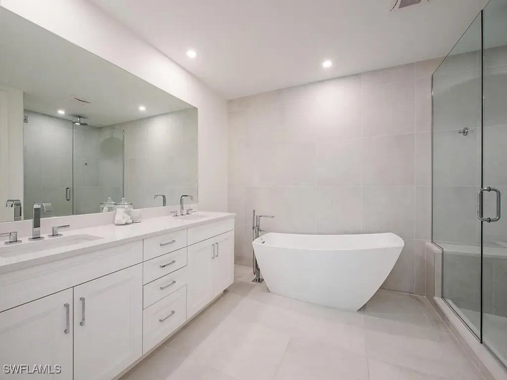 1130 3rd Avenue S Naples FL 34102