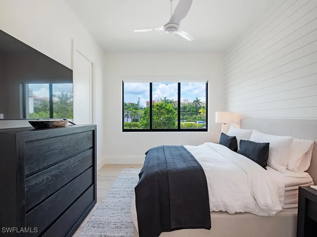 1130 3rd Avenue S Naples FL 34102