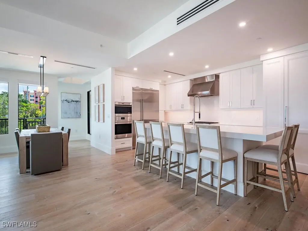 1130 3rd Avenue S Naples FL 34102