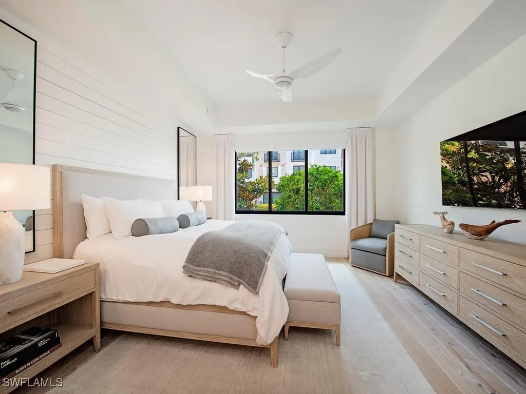 1130 3rd Avenue S Naples FL 34102