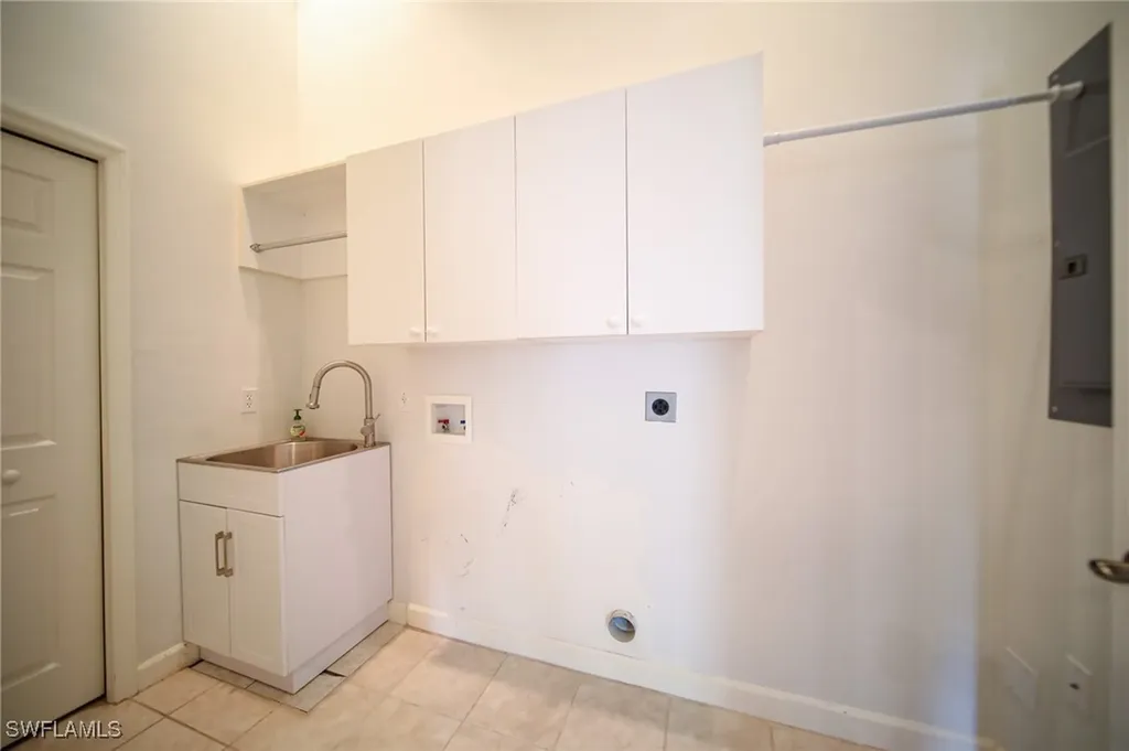 2055 Cascades Drive Naples FL 34112