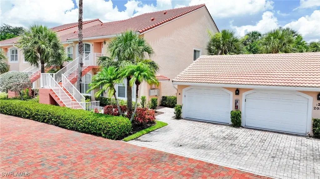 2055 Cascades Drive Naples FL 34112