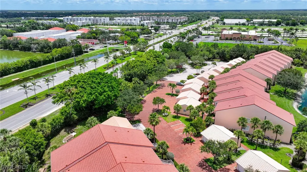 2055 Cascades Drive Naples FL 34112