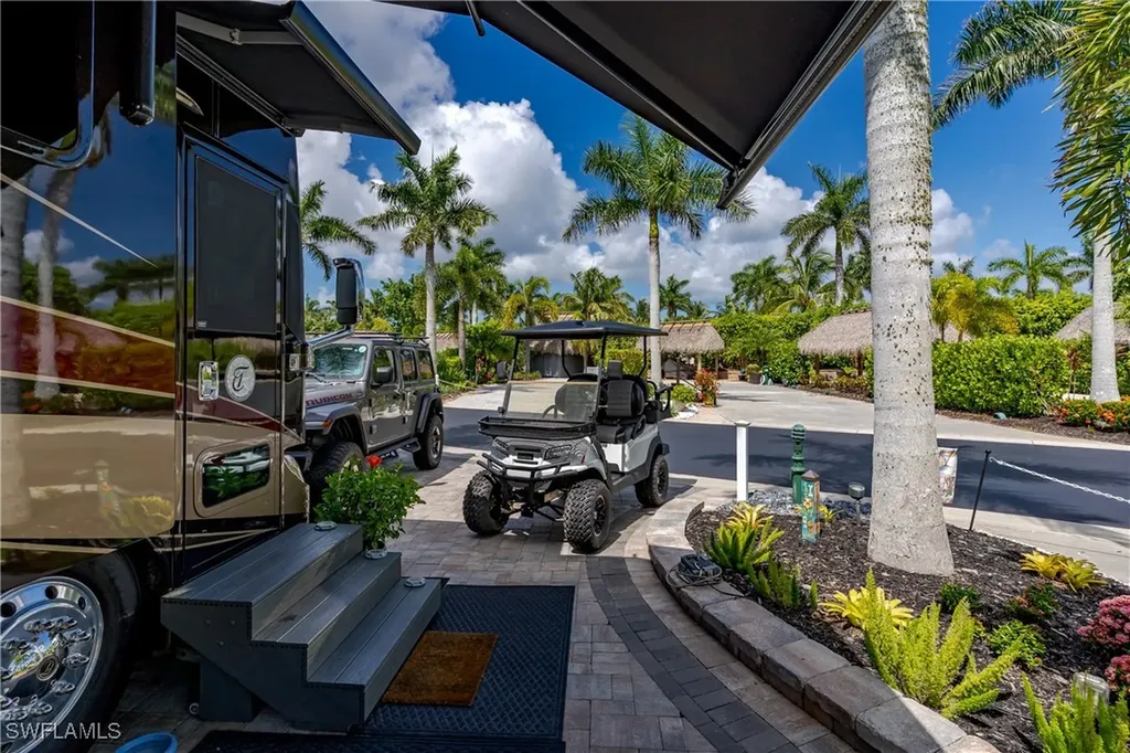 13571 Snook Circle Naples FL 34114