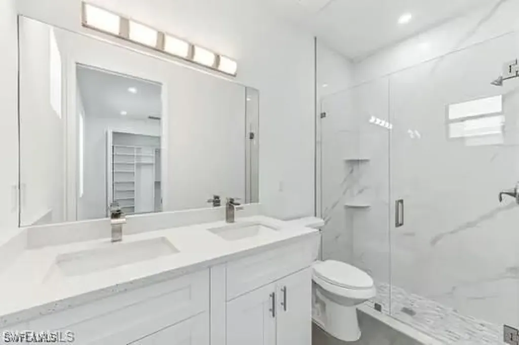 11671 Pawley Avenue Bonita Springs FL 34135