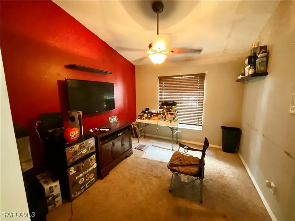 2117 SE 9th Terrace Cape Coral FL 33990
