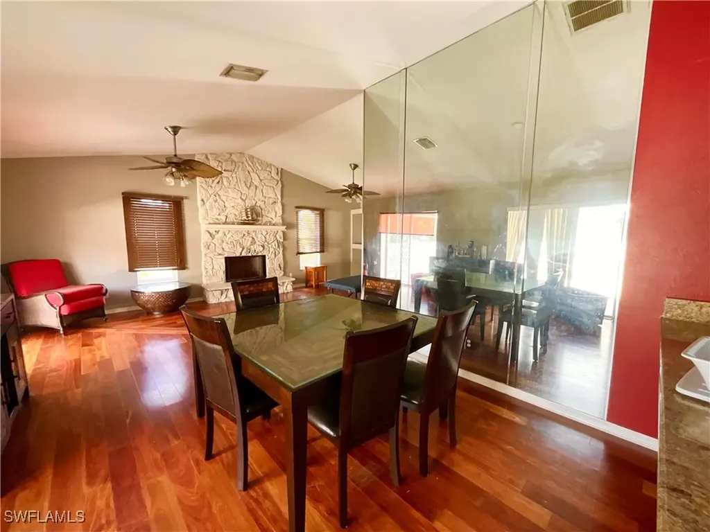 2117 SE 9th Terrace Cape Coral FL 33990