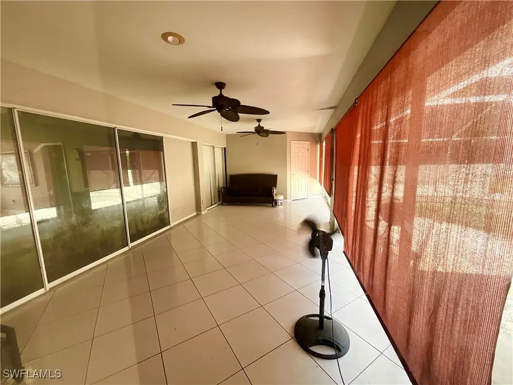 2117 SE 9th Terrace Cape Coral FL 33990