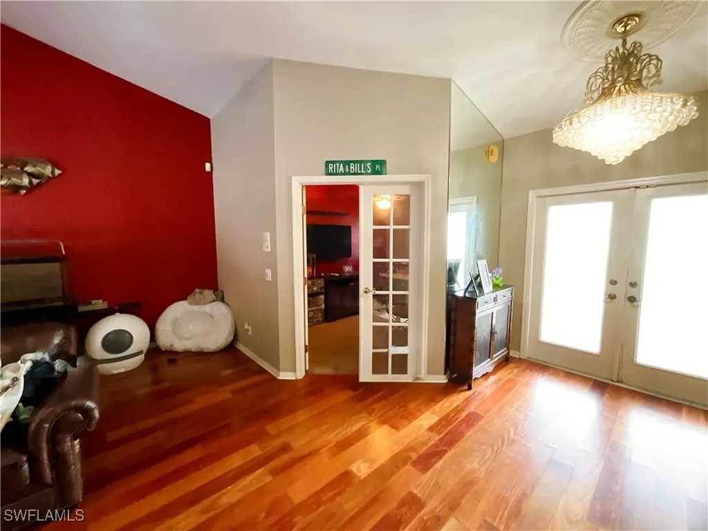 2117 SE 9th Terrace Cape Coral FL 33990