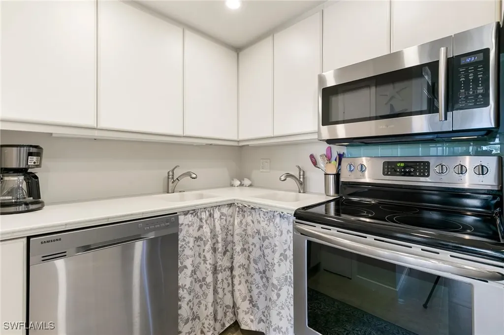 180 Seaview Court Marco Island FL 34145