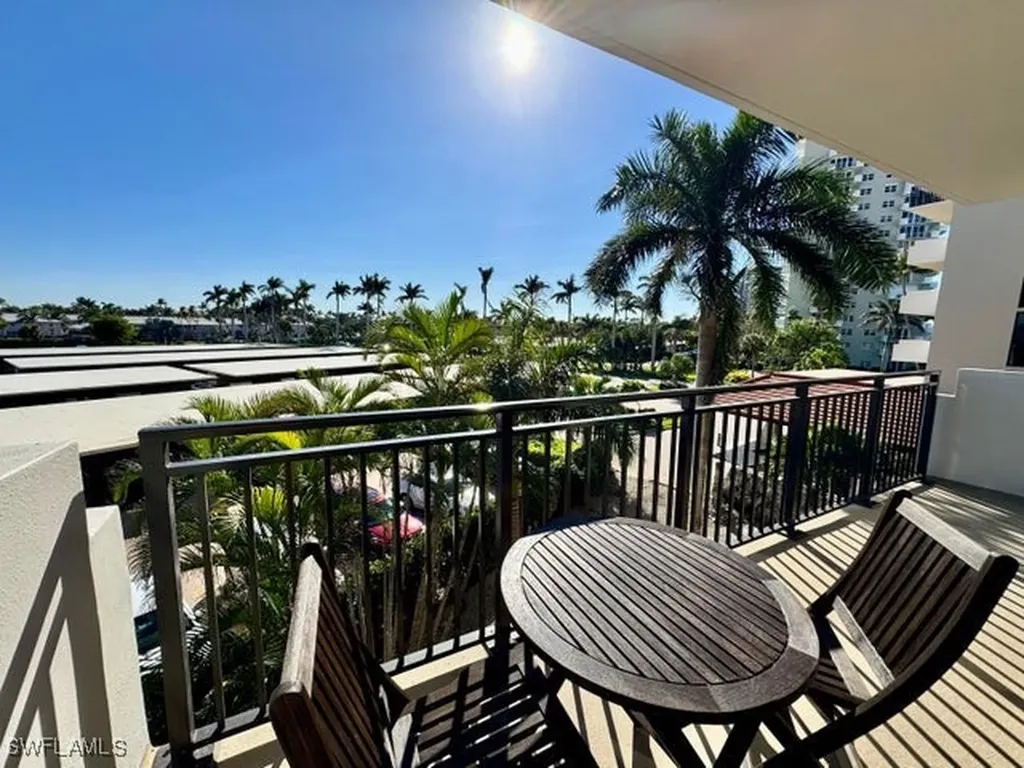 180 Seaview Court Marco Island FL 34145
