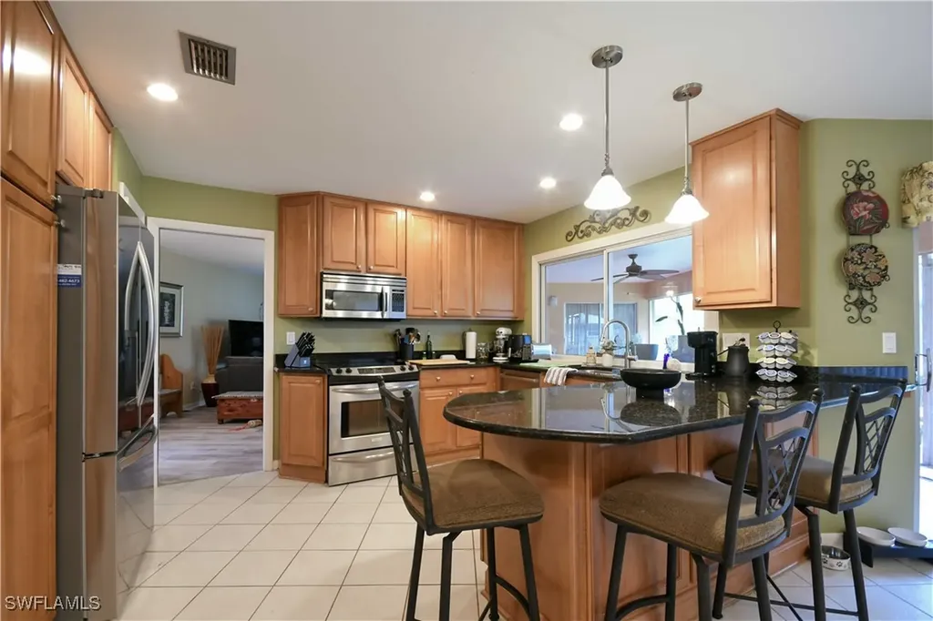 212 Lake Avenue Lehigh Acres FL 33936