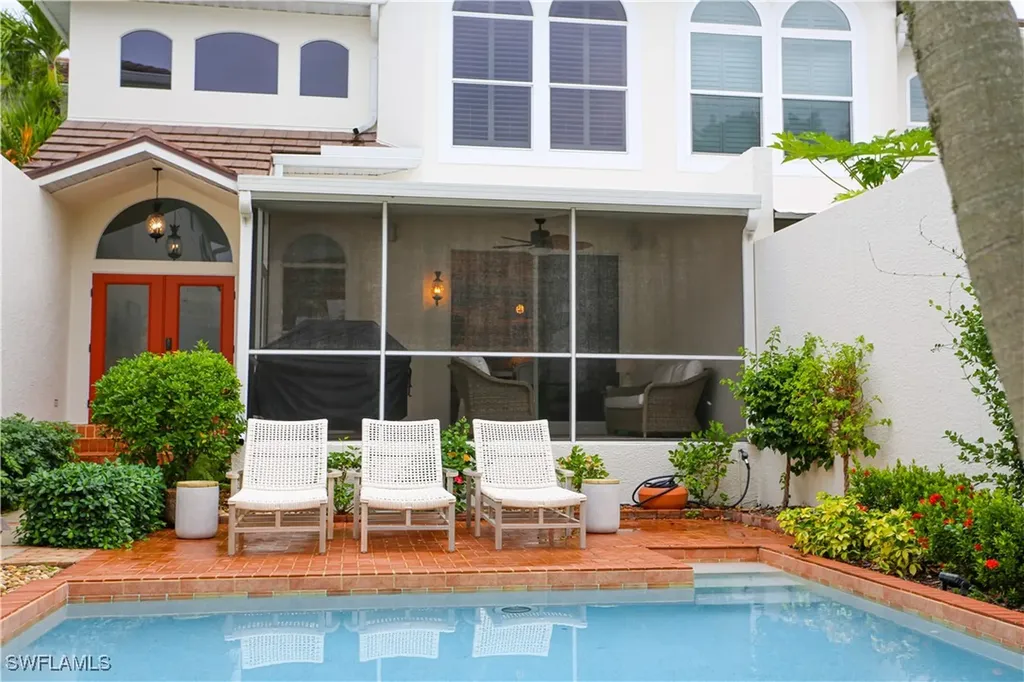 1136 6th Street S Naples FL 34102