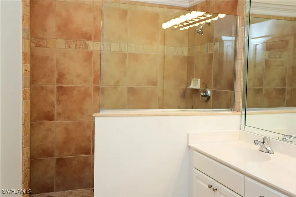 1136 6th Street S Naples FL 34102